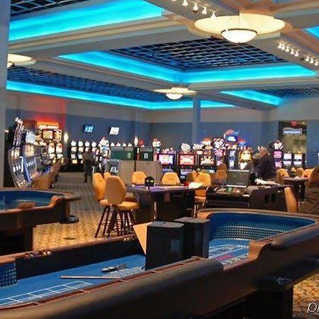 Riverwalk Casino Hotel วิกส์เบิร์ก ภายนอก รูปภาพ